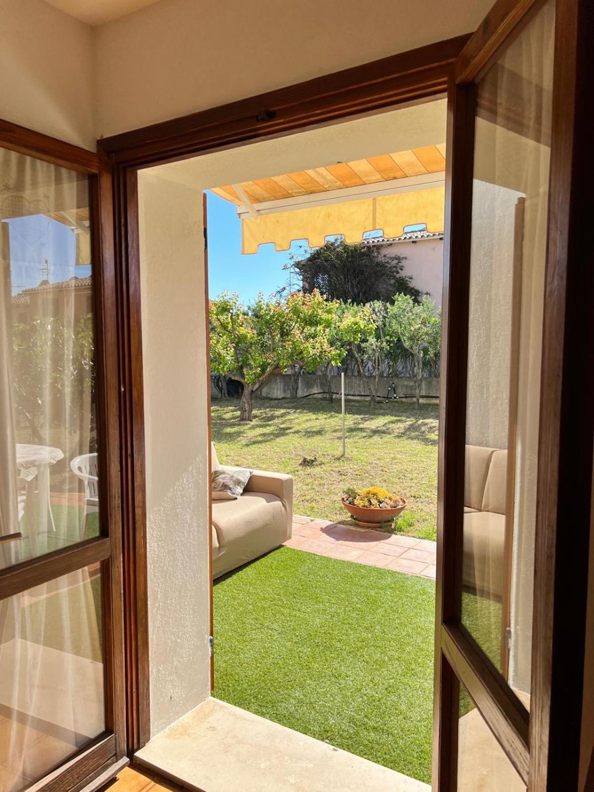 Private Apartment With Garden Канниджионе Экстерьер фото